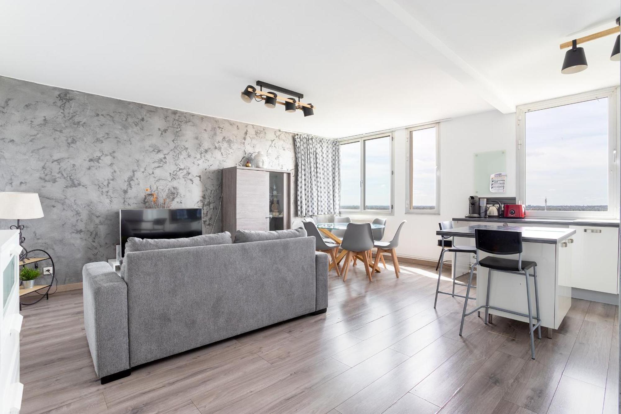 Proche Du Vieux Lille Avec Vue Exceptionnelle Sur La ! La Madeleine (Nord)